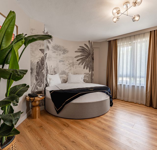 MUA05525-HDR